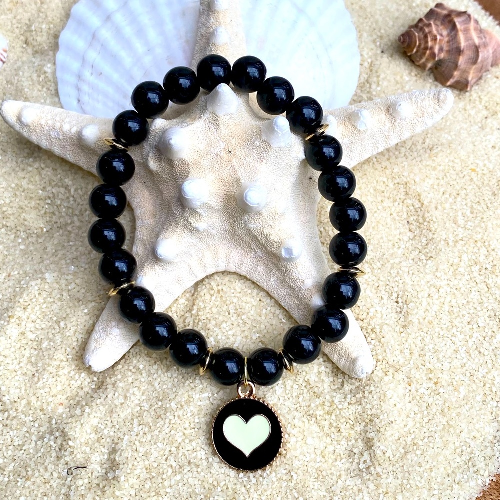Beaded necklace and earring set